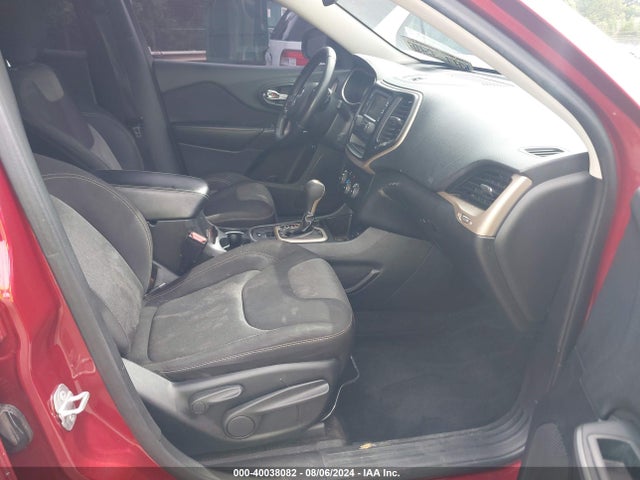 1C4PJLAB8FW669801 Jeep Cherokee Sport