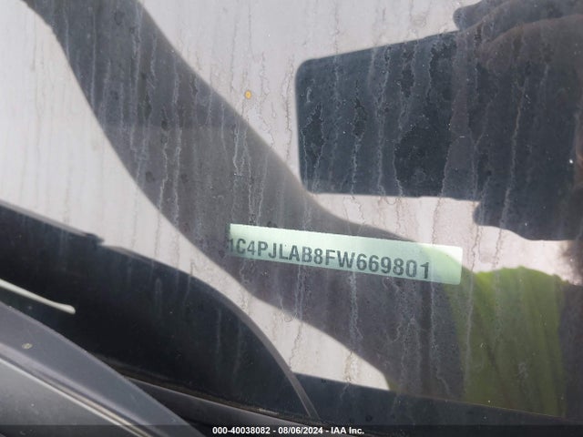 1C4PJLAB8FW669801 Jeep Cherokee Sport
