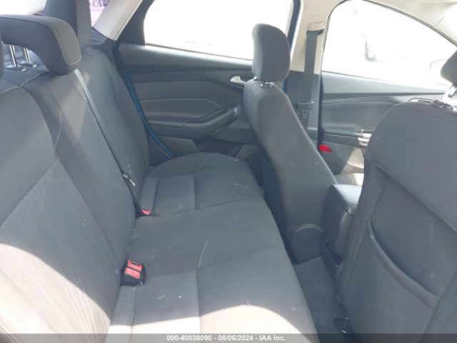 1FADP3F25FL274931 Ford FOCUS SE