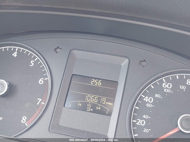 3VW2K7AJ9EM313472 Volkswagen Jetta 2.0l S