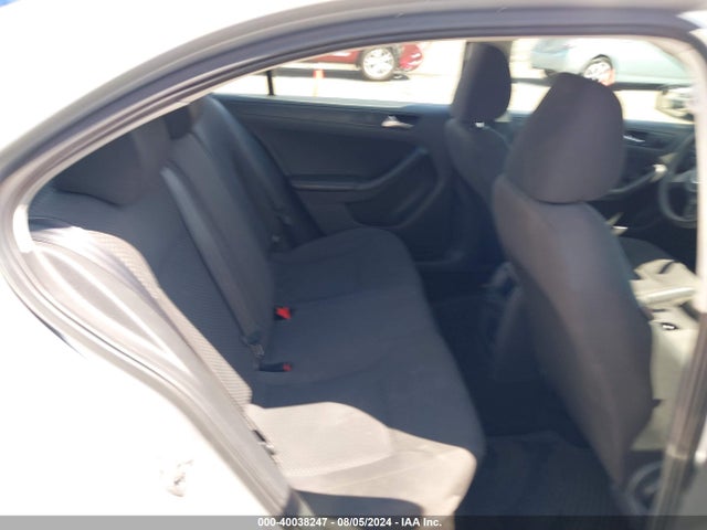 3VW2K7AJ9EM313472 Volkswagen Jetta 2.0l S