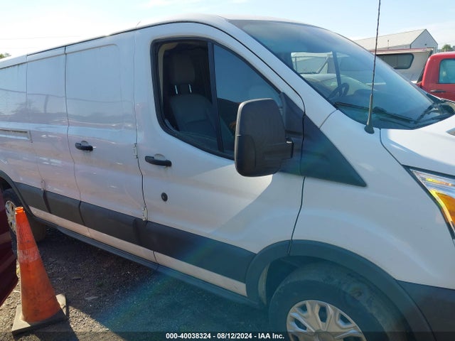 Ford Transit-250 2017 1FTYR2ZM7HKA18747 Image 13