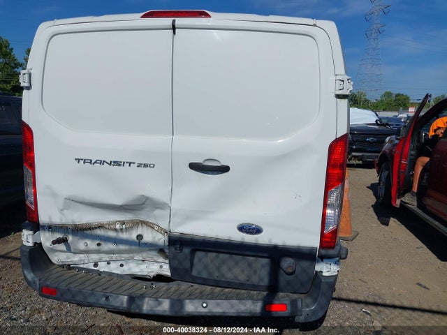 Ford Transit-250 2017 1FTYR2ZM7HKA18747 Image 16