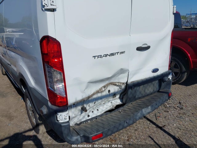 Ford Transit-250 2017 1FTYR2ZM7HKA18747 Image 6