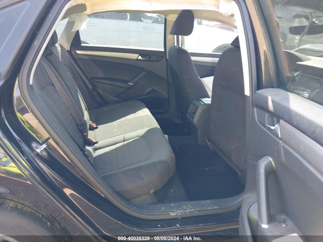 1VWAA7A31MC009309 Volkswagen Passat 2.0t S