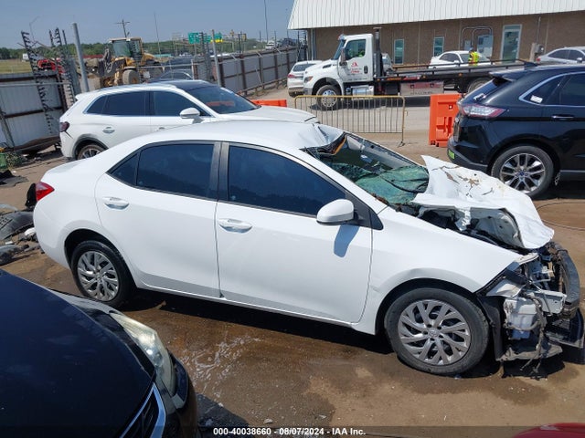 Toyota COROLLA LE 2017 5YFBURHEXHP729819 Image 14
