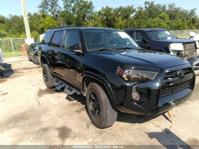 Toyota 4RUNNER SR5 2019 JTEZU5JR3K5210633 main image