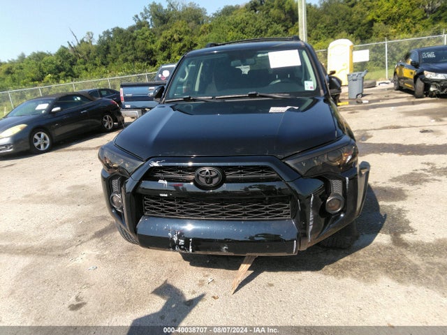 Toyota 4RUNNER SR5 2019 JTEZU5JR3K5210633 Image 12