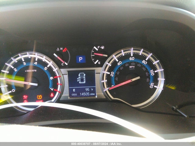Toyota 4RUNNER SR5 2019 JTEZU5JR3K5210633 Image 7