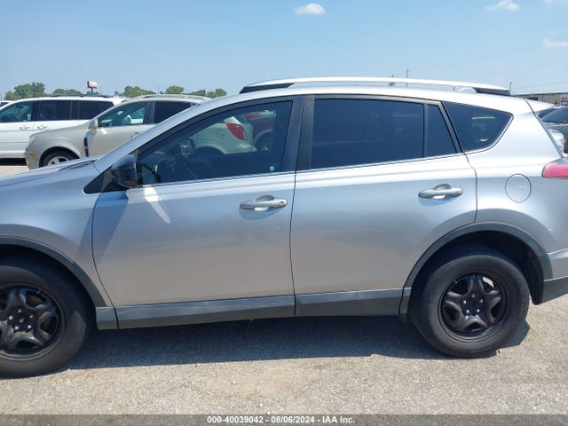 Toyota RAV4 LE 2016 2T3ZFREV6GW301926 Image 14