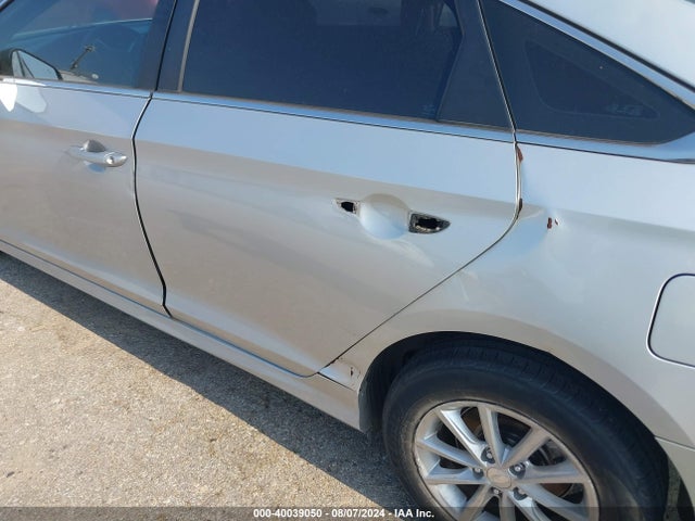 Hyundai SONATA SE 2018 5NPE24AFXJH720923 Image 14