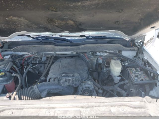 1GB2KUEG2HZ318990 Chevrolet Silverado 2500hd Wt