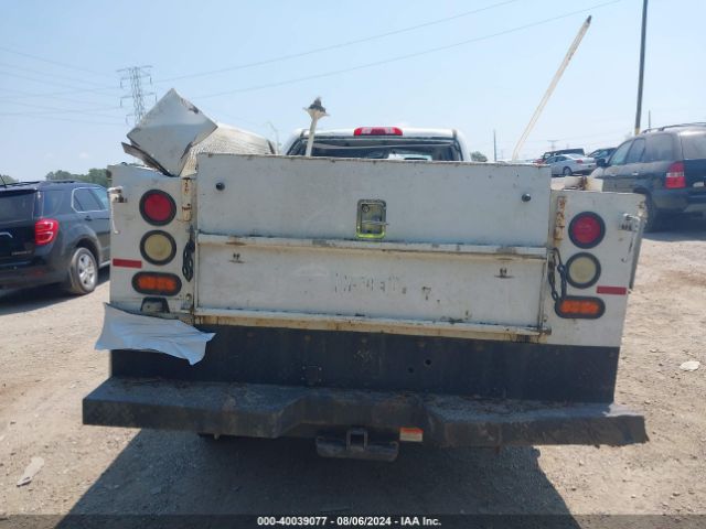 1GB2KUEG2HZ318990 Chevrolet Silverado 2500hd Wt