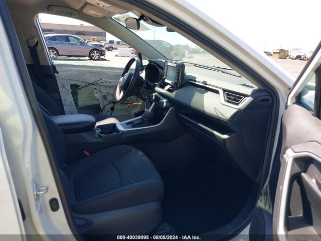 Toyota RAV4 LE 2021 2T3F1RFV4MC228875 Image 5