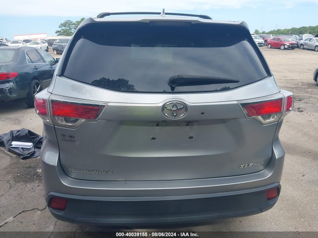 Toyota Highlander Xle V6 2014 5TDJKRFH0ES025193 Image 16