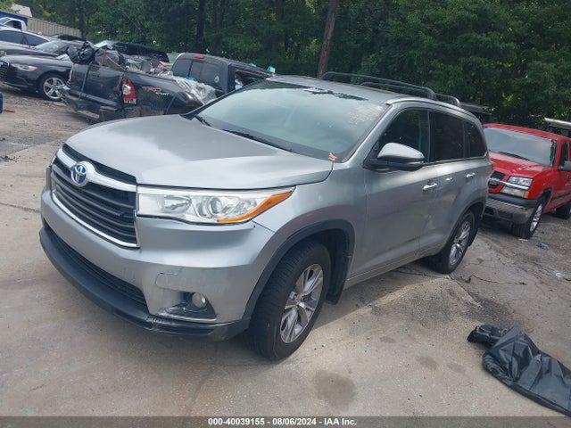 Toyota Highlander Xle V6 2014 5TDJKRFH0ES025193 Image 2