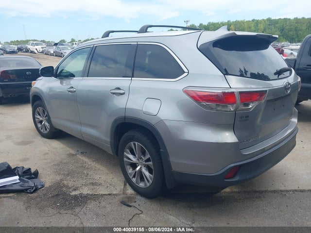 Toyota Highlander Xle V6 2014 5TDJKRFH0ES025193 Image 3