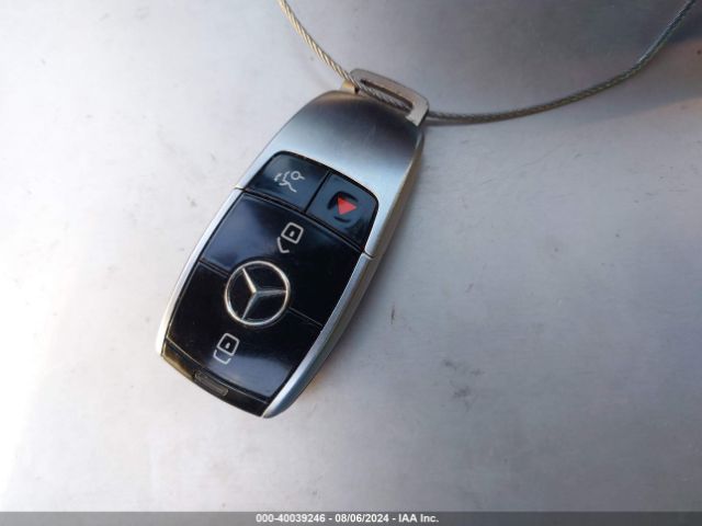 WDDZF4JBXKA685589 Mercedes-Benz E 300