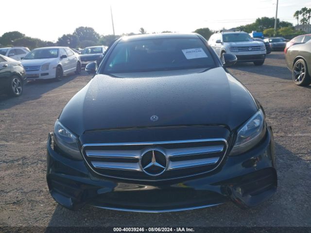 WDDZF4JBXKA685589 Mercedes-Benz E 300