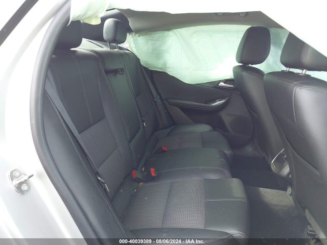 Chevrolet IMPALA 1LT 2017 2G1105SA5H9168461 Image 8