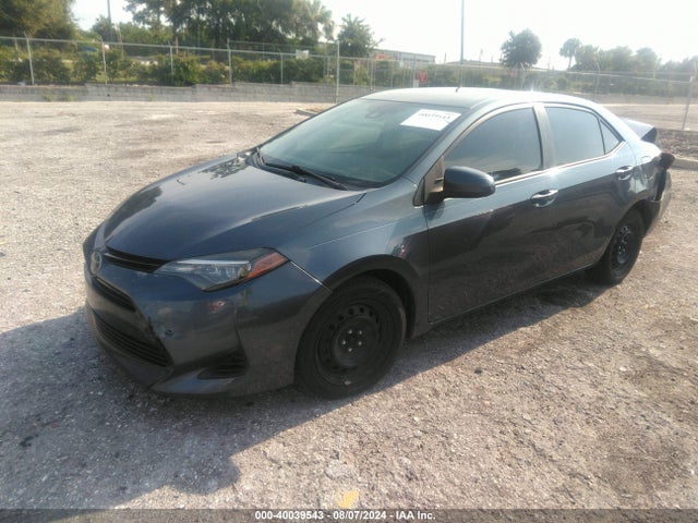 Toyota COROLLA LE 2019 2T1BURHE8KC188051 Image 2
