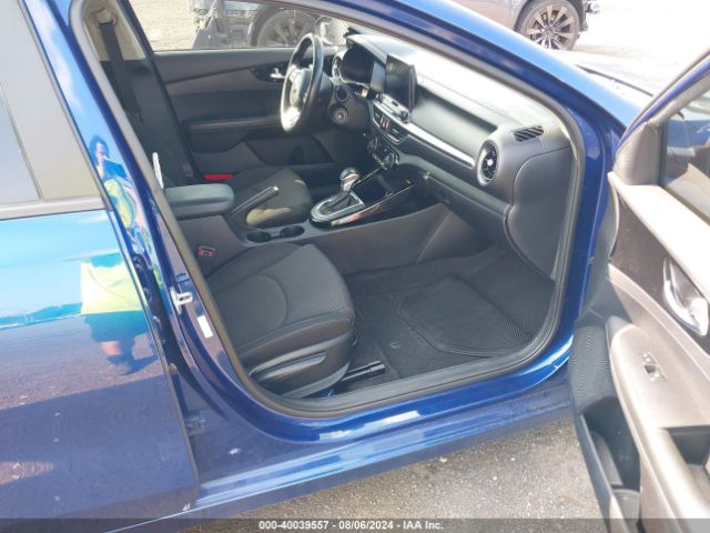 3KPF34AD9KE018243 KIA FORTE S