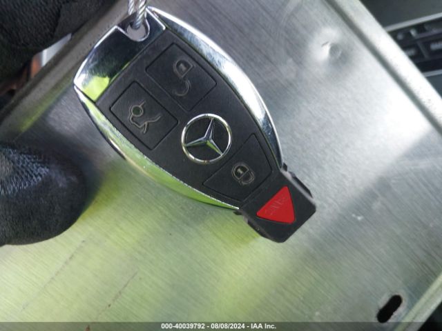 WDDWJ4JB0JF736102 Mercedes-Benz C 300