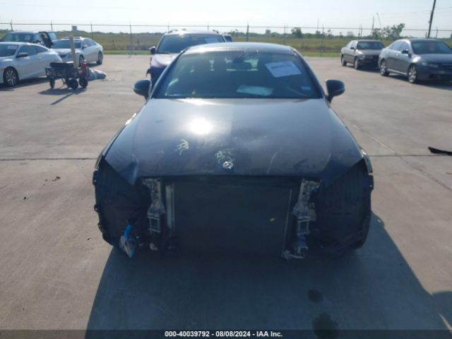 WDDWJ4JB0JF736102 Mercedes-Benz C 300
