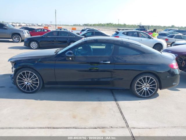 WDDWJ4JB0JF736102 Mercedes-Benz C 300
