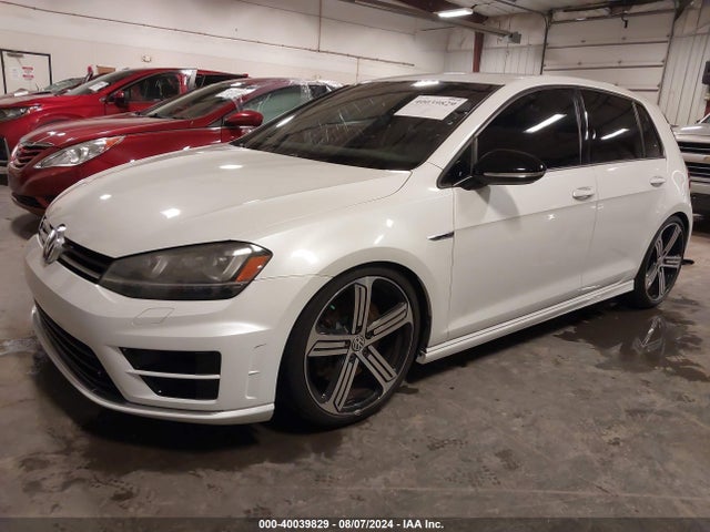WVWUF7AU0GW256818 Volkswagen Golf R 4-door
