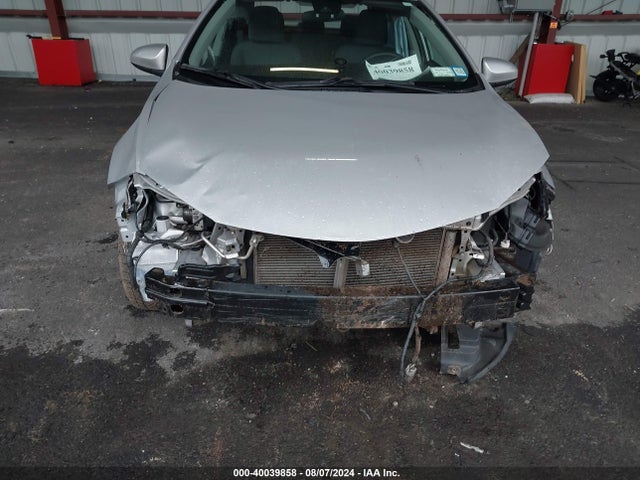 Toyota COROLLA L 2018 2T1BURHE4JC053874 Image 6