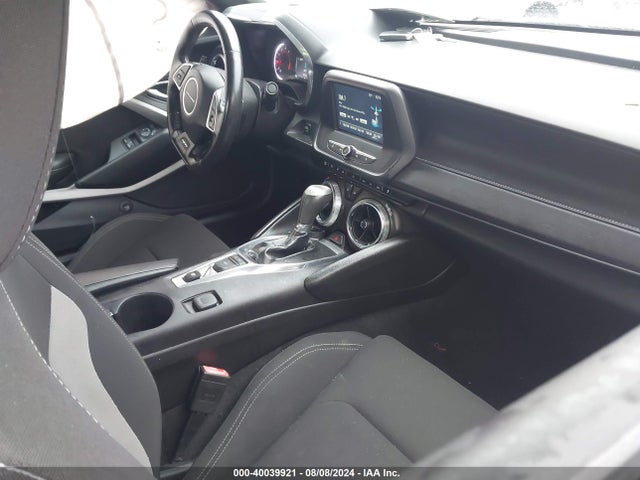 Chevrolet Camaro 1lt 2017 1G1FB1RX0H0121934 Image 5