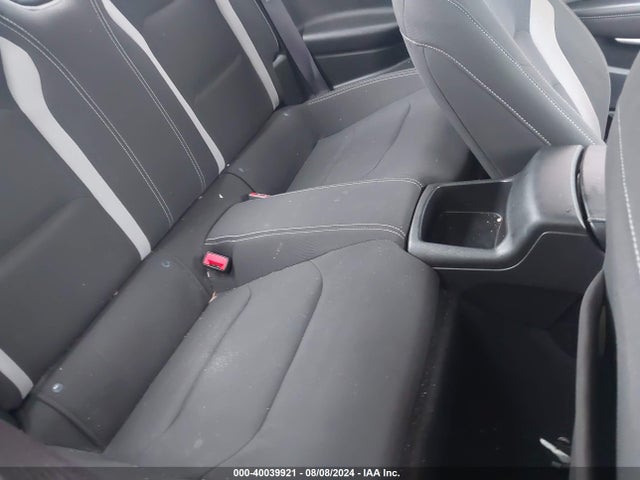 Chevrolet Camaro 1lt 2017 1G1FB1RX0H0121934 Image 8