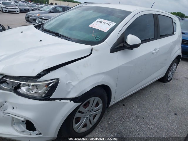 Chevrolet Sonic Lt Auto 2017 1G1JG6SH7H4143823 Image 16