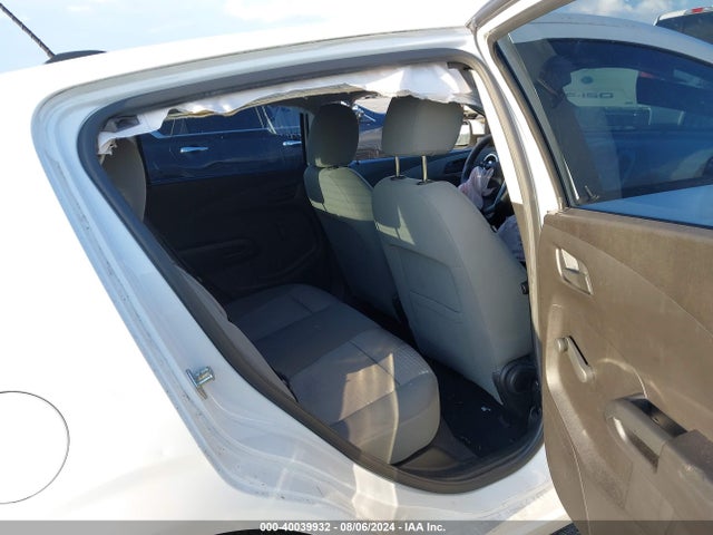 Chevrolet Sonic Lt Auto 2017 1G1JG6SH7H4143823 Image 8