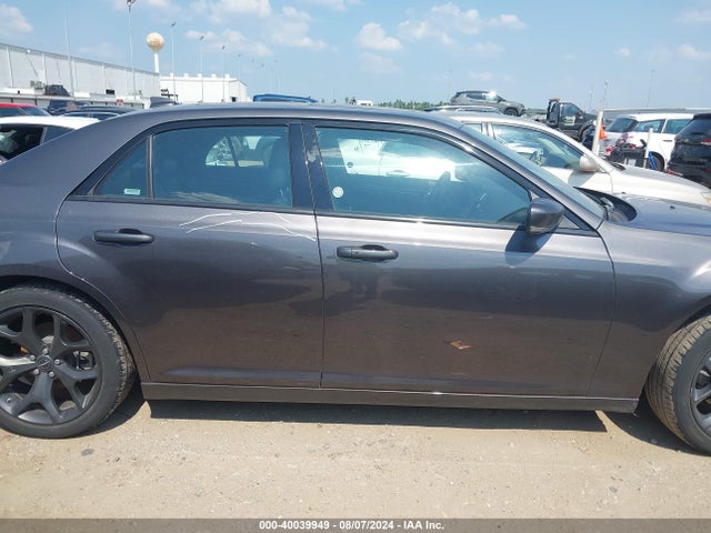 Chrysler 300 300s 2023 2C3CCABG3PH613843 Image 14