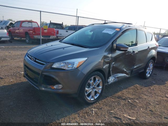1FMCU9J90EUA12065 Ford Escape Titanium