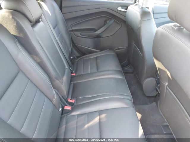 1FMCU9J90EUA12065 Ford Escape Titanium