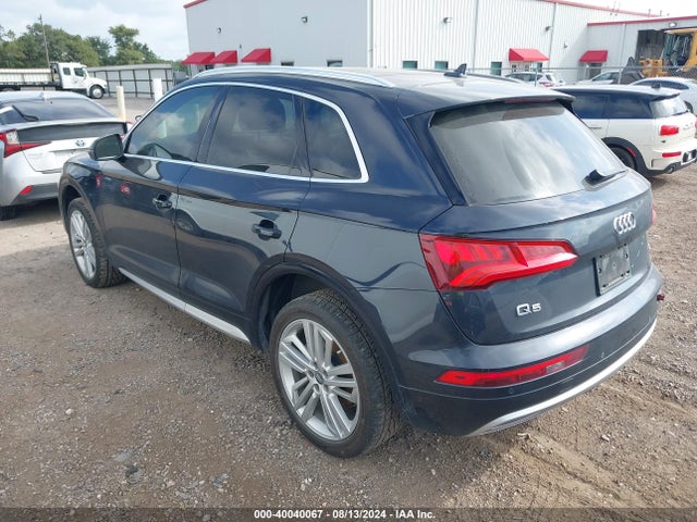WA1BNAFY6J2168383 Audi Q5 2.0t Premium/2.0t Tech Premium
