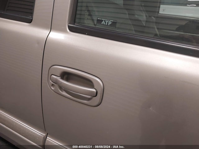 2001 GMC YUKON XL 3GKFK16T01G282251 Photo 5