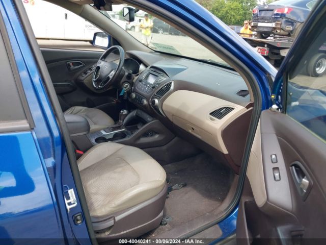 KM8JU3AG4FU010324 Hyundai TUCSON SE