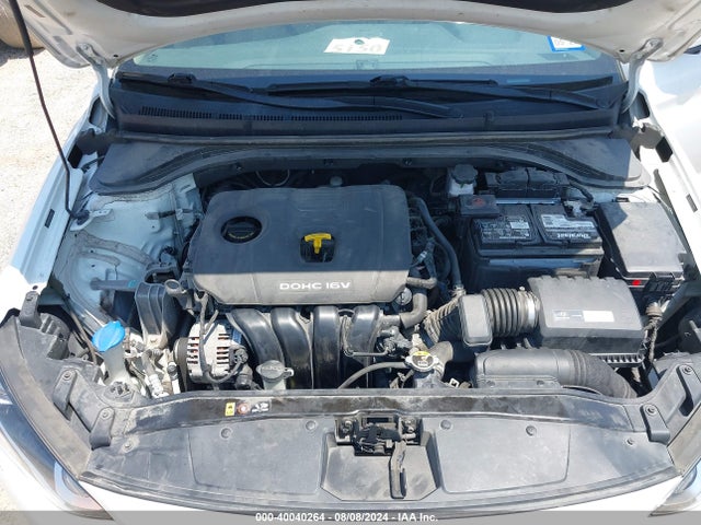 Hyundai Elantra Value Edition 2018 5NPD84LF2JH379993 Image 10