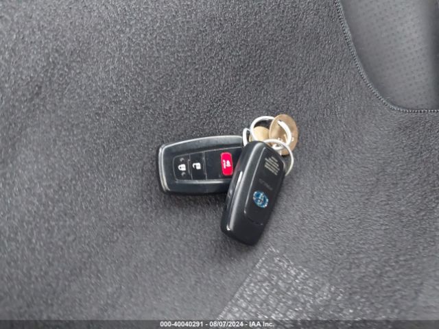 JTDKBRFUXG3005622 Toyota Prius Two