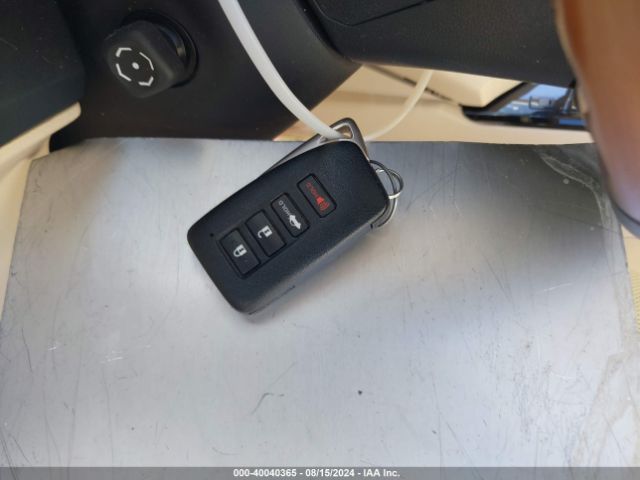 JTHBW1GG0E2067689 Lexus ES 300H