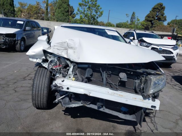 JTHBW1GG0E2067689 Lexus ES 300H
