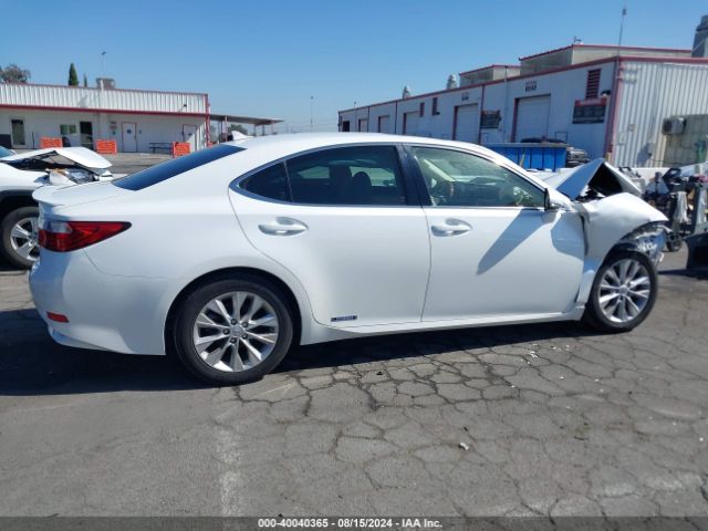 JTHBW1GG0E2067689 Lexus ES 300H