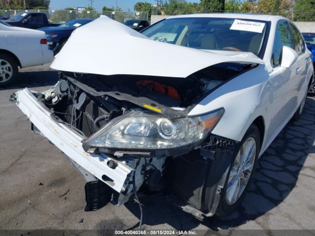 JTHBW1GG0E2067689 Lexus ES 300H