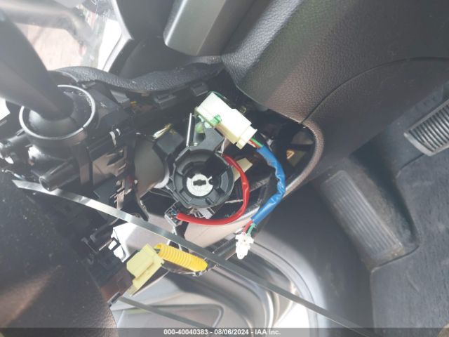 3KPA25AB1KE210337 KIA Rio 5-door S