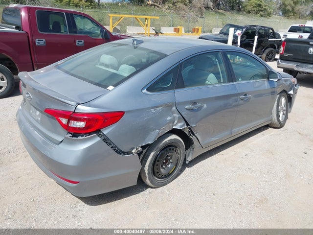 Hyundai SONATA SE 2017 5NPE24AFXHH545177 Image 4