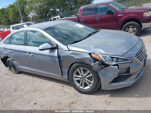 Hyundai SONATA SE 2017 5NPE24AFXHH545177 Image 6